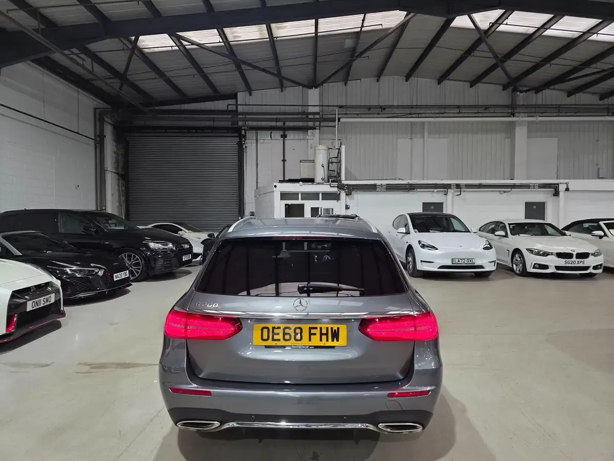 Used Mercedes E200 AMG line 184 HP (135 kW) 2018 Grey Estate
