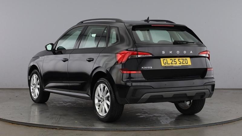 Used Skoda Kamiq SE 113 HP (83 kW) 2025 Black magic pearl effect SUV