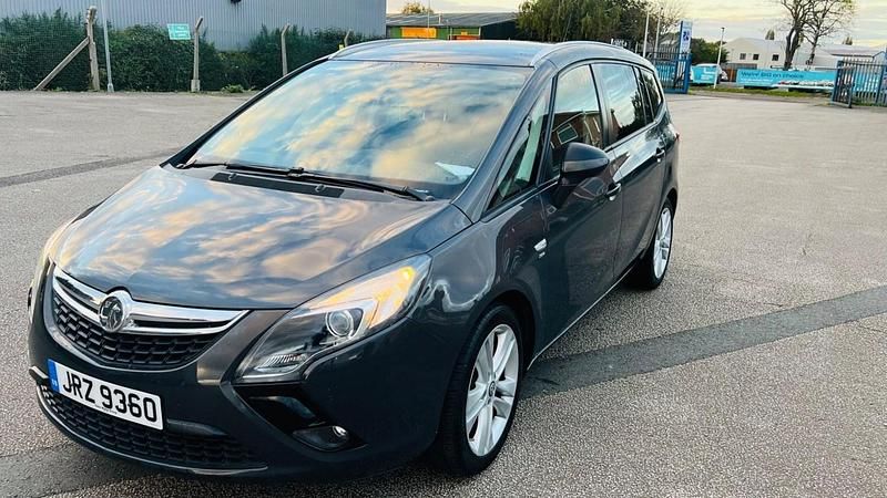 Grey Used 2015 Vauxhall Zafira Tourer SRi MPV | £5,440 (Fair price) - Image 1/4