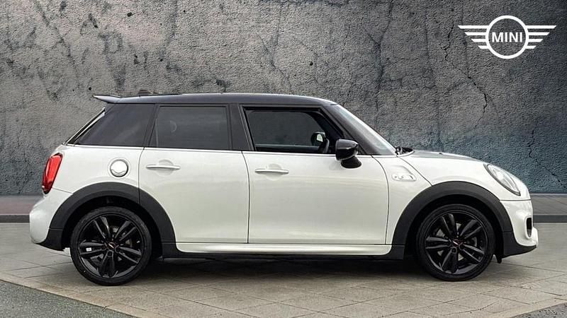 Used Mini Cooper S Hatch 189 HP (139 kW) 2019 Silver Hatchback