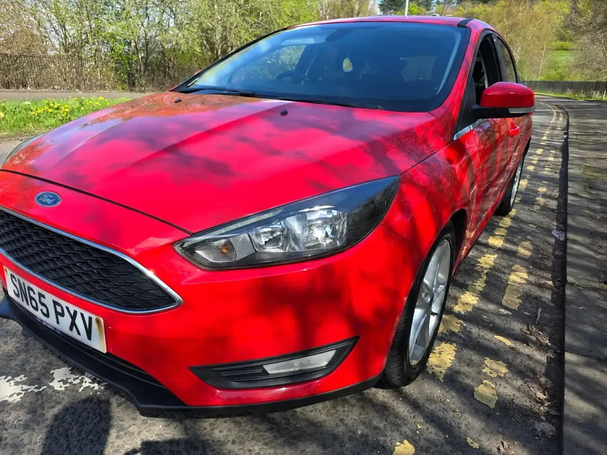 Used Ford Focus Zetec 2015 Red Hatchback