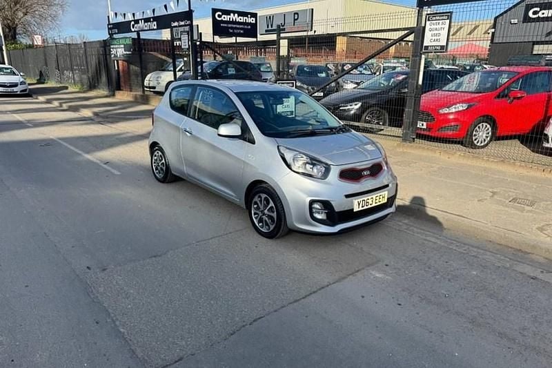 Used Kia Picanto City 68 HP (50 kW) 2013 Silver Hatchback