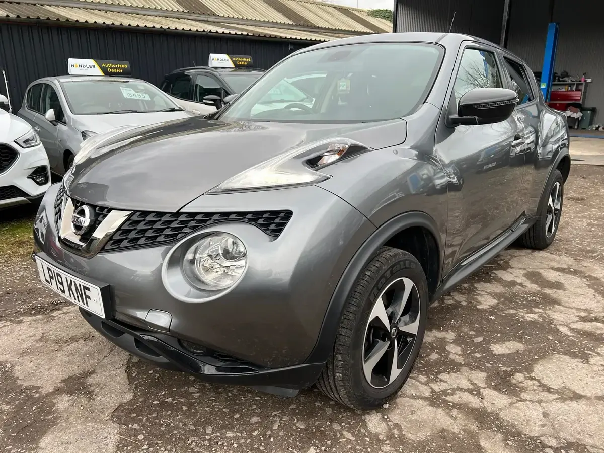 Used Nissan Juke 112 HP (82 kW) 2019 Grey SUV