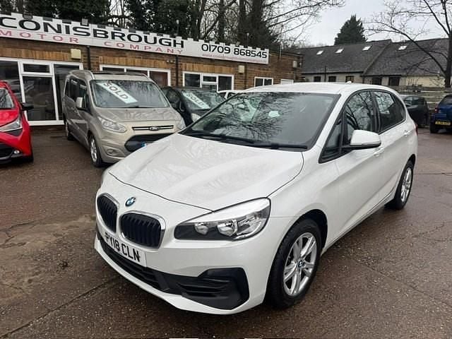 Used BMW 218 2018 White Estate
