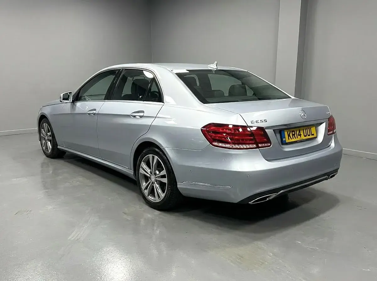 Used Mercedes E220 SE 2014 Silver Sedan