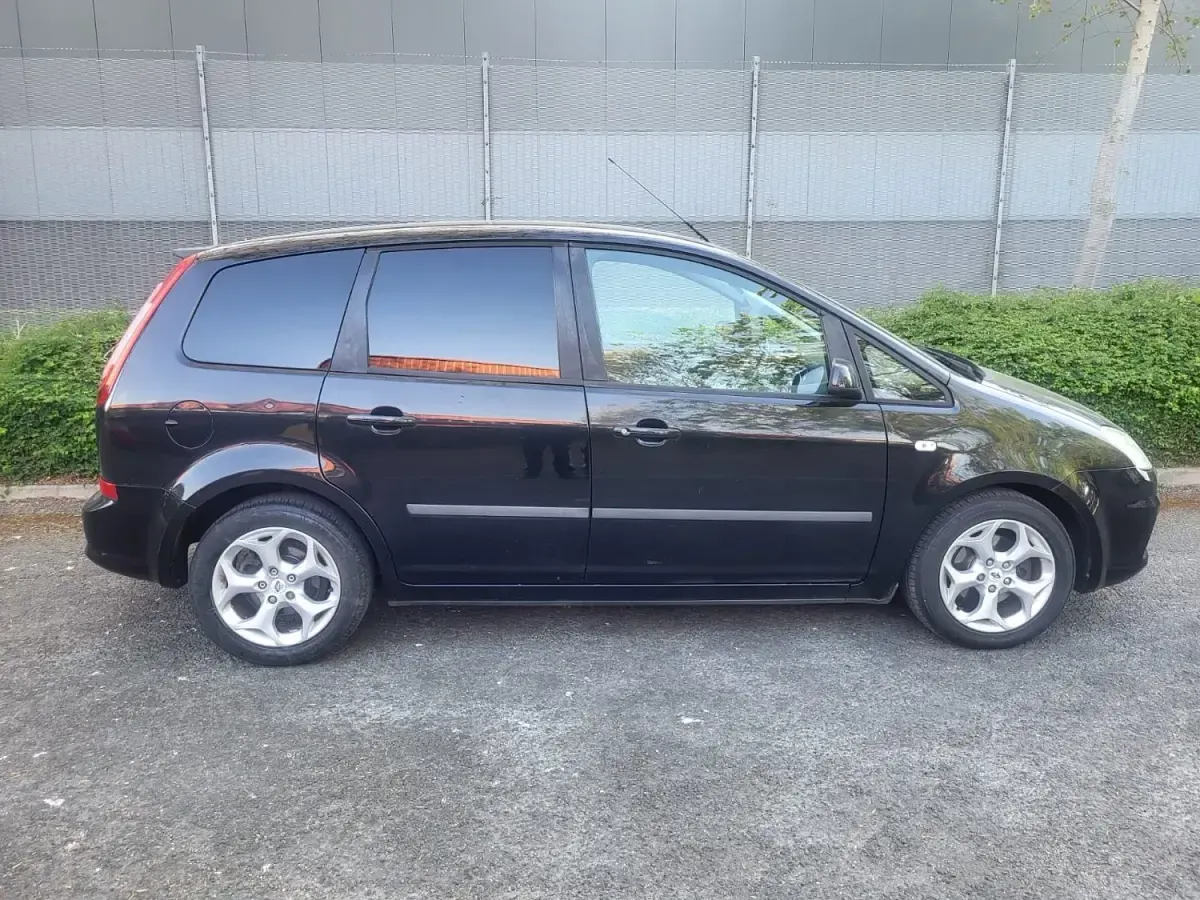 Second-hand Ford C-MAX Zetec 125 CP (91 kW) 2008 Negru Monovolum