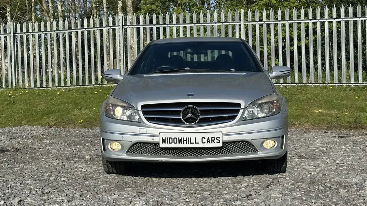 Begagnad Mercedes CLC180 2010 Silver Halvkombi