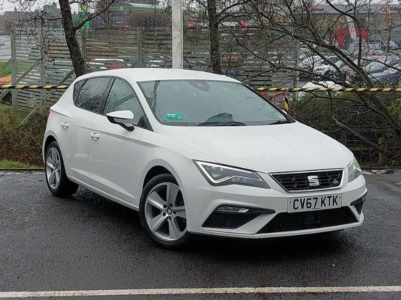 Used Seat Leon FR 125 HP (91 kW) 2017 White Hatchback