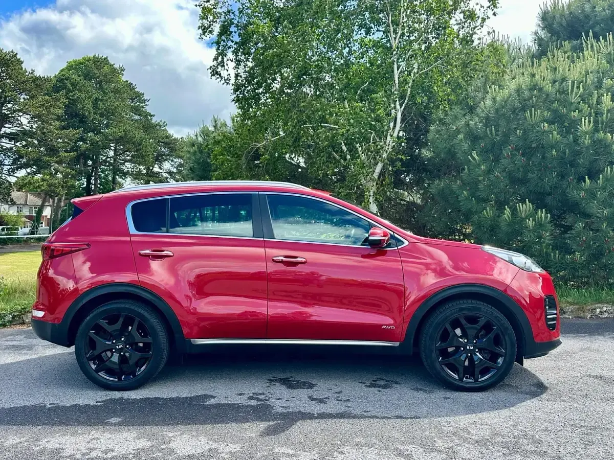 Used Kia Sportage GT-Line 177 HP (130 kW) 2016 Red SUV