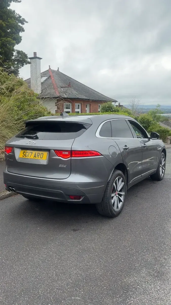 Used Jaguar F-Pace R-Sport 180 HP (132 kW) 2017 Grey SUV