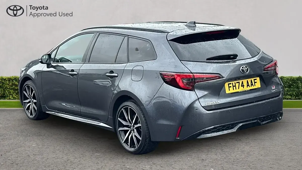 Used Toyota Corolla Sport 140 HP (102 kW) 2025 Decuma grey Estate