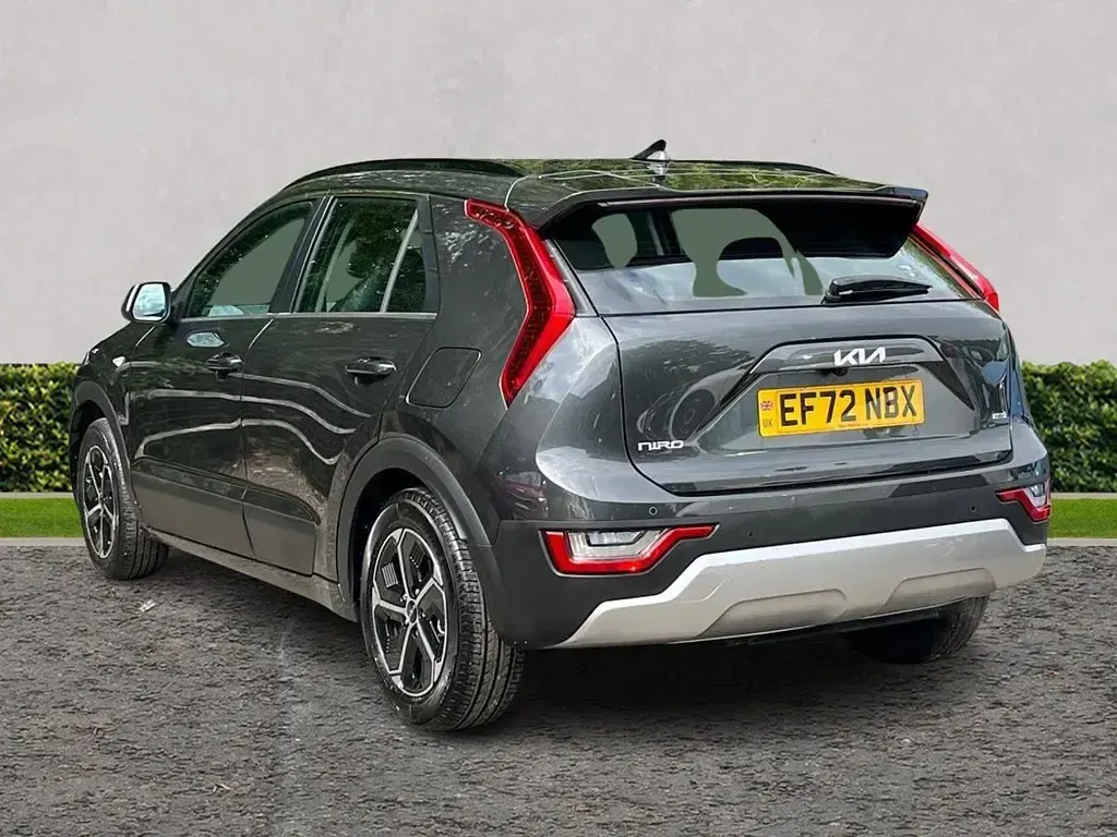 Second-hand Kia Niro 2023 Gri SUV