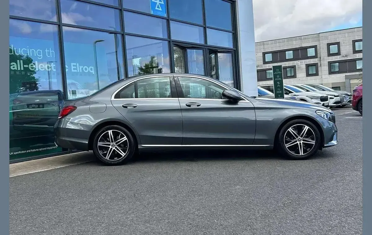 Used Mercedes C200 Premium 180 HP (132 kW) 2019 Grey Sedan