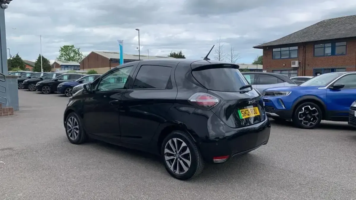 Used Renault Zoe GT-Line 98 kW (134 HP) 2021 Black Hatchback