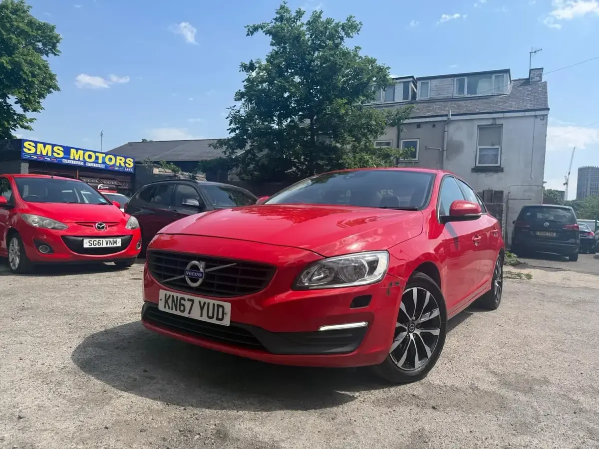 Used Volvo S60 Business Edition 2017 Red Sedan
