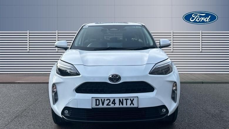 Used Toyota Yaris Hybrid 116 HP (85 kW) 2024 Estate