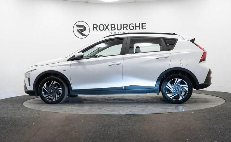 Used Hyundai Bayon SE 100 HP (73 kW) 2022 White SUV
