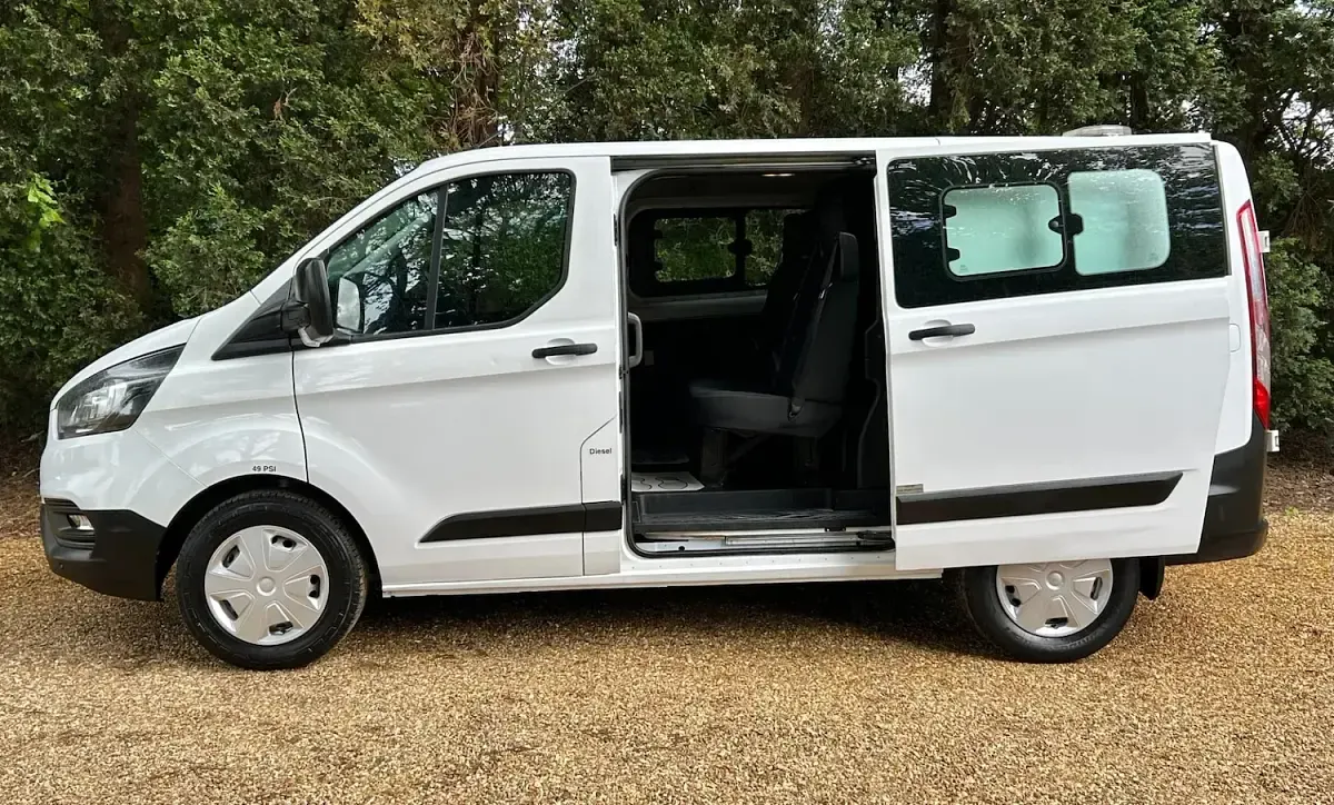 Used Ford Transit Custom 105 HP (77 kW) 2020 White Van