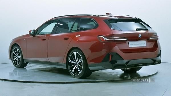 Used BMW 520 M Sport 205 HP (150 kW) 2025 Red Estate