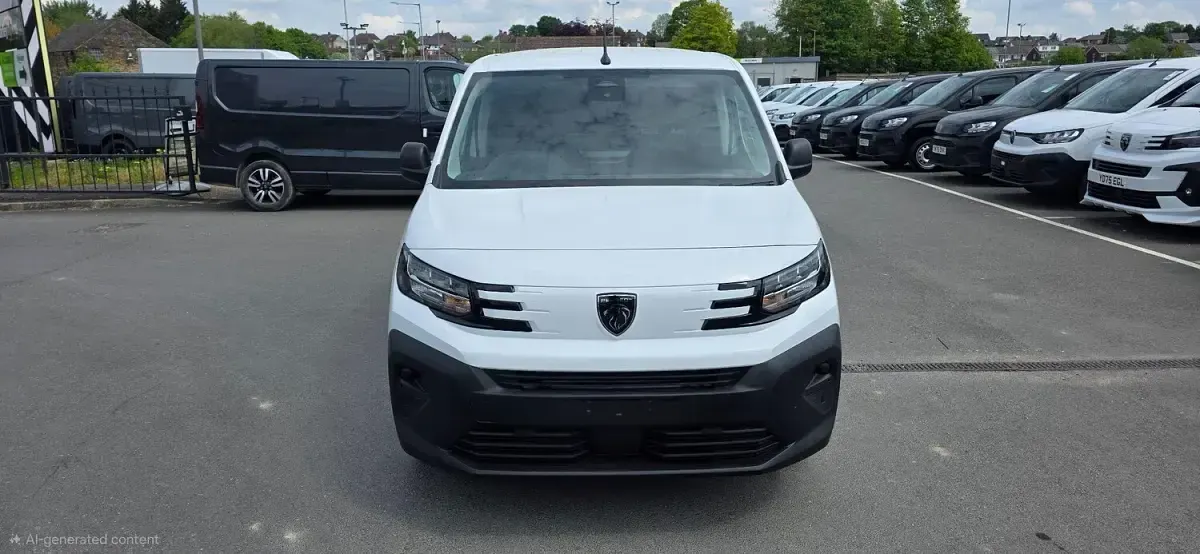 New Peugeot Partner S 130 HP (95 kW) 2026 White MPV