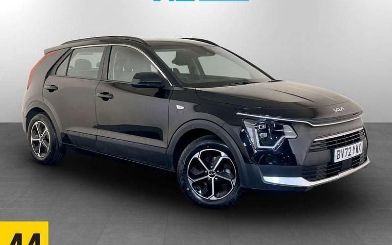 Black Used 2022 Kia Niro SUV | £16,595 (Good price) - Image 1/2