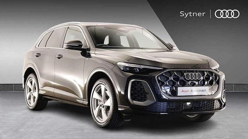 Black Used 2025 Audi Q5 S-Line SUV | £49,500 - Image 1/4