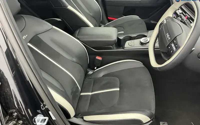 Used Kia Sportage GT-Line 238 HP (175 kW) 2025 Black SUV