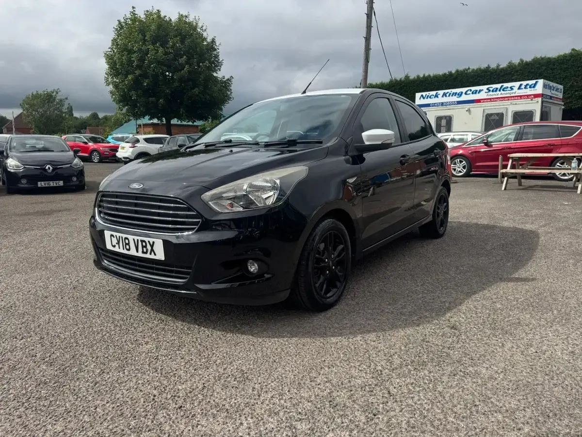 Used Ford Ka Plus Zetec 85 HP (62 kW) 2018 Shadow black Hatchback