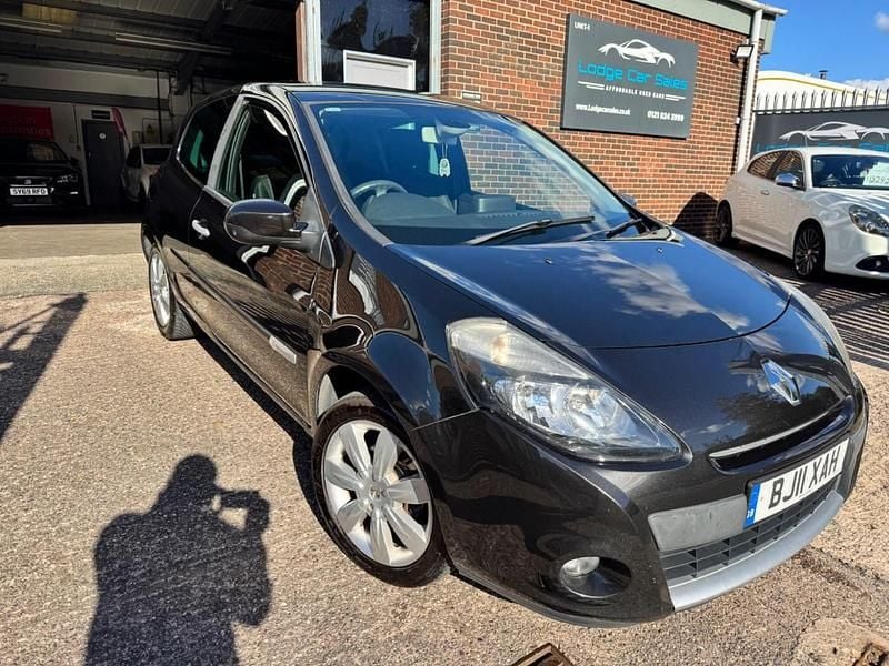 Black Used 2011 Renault Clio II GT-Line Hatchback | £1,695 (Good price) - Image 1/4