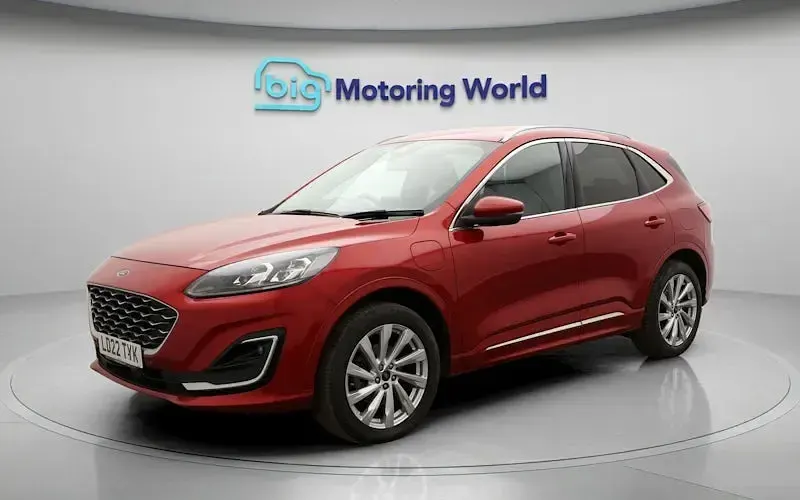 Używany Ford Kuga Vignale 224 KM (164 kW) 2022 SUV