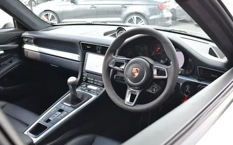 Used Porsche 991 370 HP (272 kW) 2016 White Coupe
