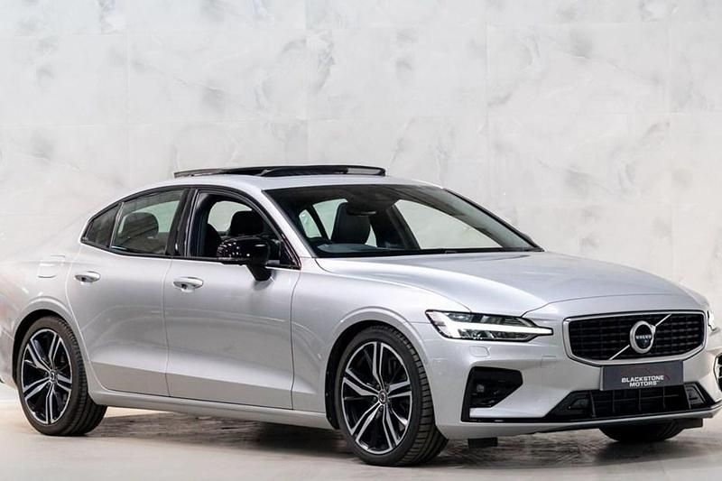 Used Volvo S60 R-Design 250 HP (183 kW) 2020 Sedan