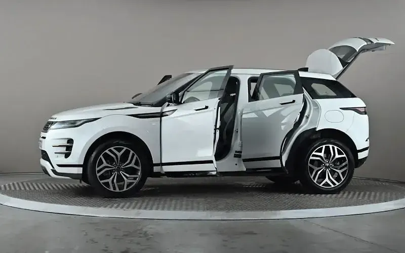 Used Land Rover Range Rover evoque HSE Dynamic 309 HP (227 kW) 2023 White SUV