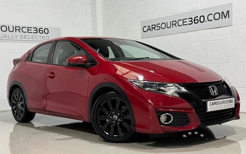 Begagnad Honda Civic SE Plus 142 HK (104 kW) 2016 Röd Halvkombi