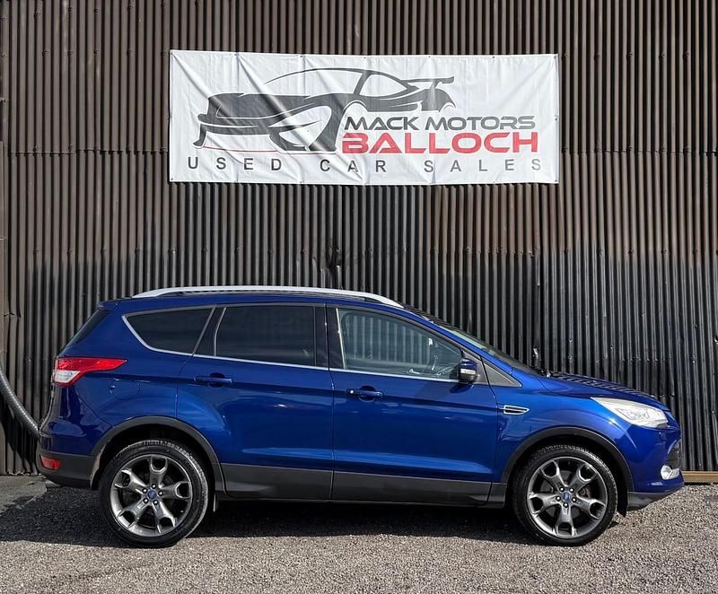 Begagnad Ford Kuga Titanium X 2014 Blå SUV
