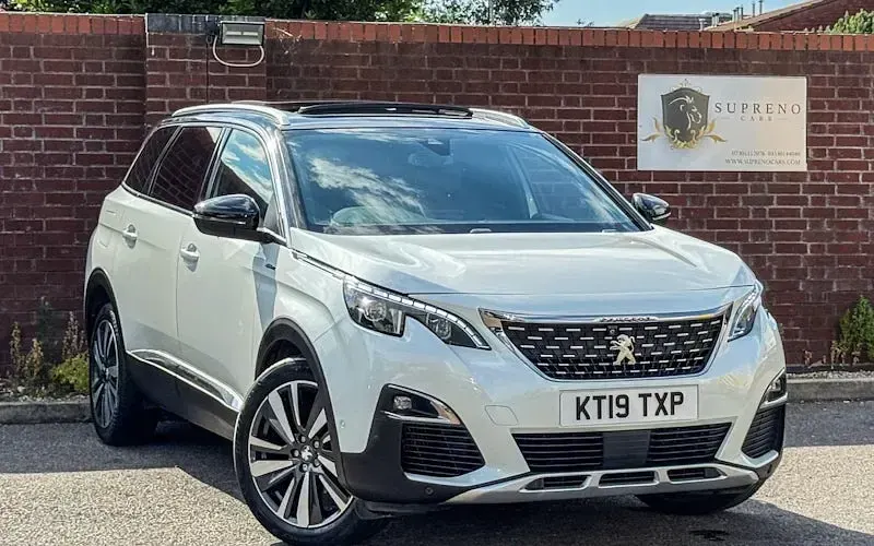 Used Peugeot 5008 Premium 131 HP (96 kW) 2020 SUV