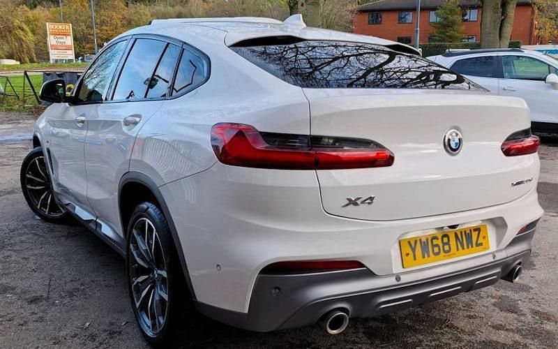 Used BMW X4 M Sport 190 HP (139 kW) 2019 White SUV