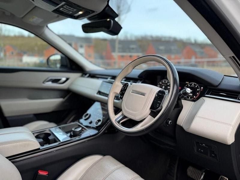 Used Land Rover Range Rover Velar HSE Dynamic 250 HP (183 kW) 2019 White SUV