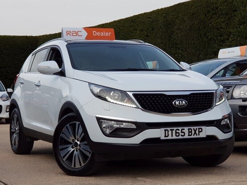 White Used 2016 Kia Sportage 3 SUV | £9,995 (Fair price) - Image 1/4