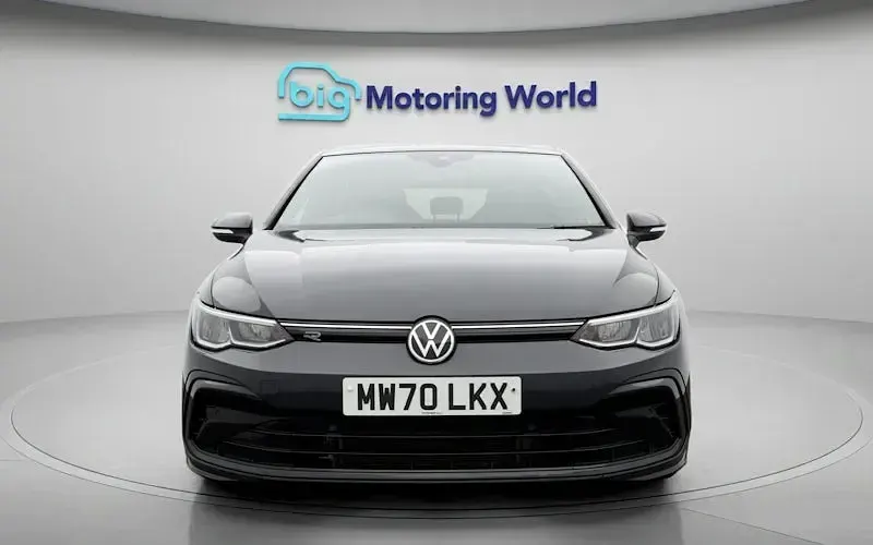 Used VW Golf VIII R-line 150 HP (110 kW) 2024 Hatchback