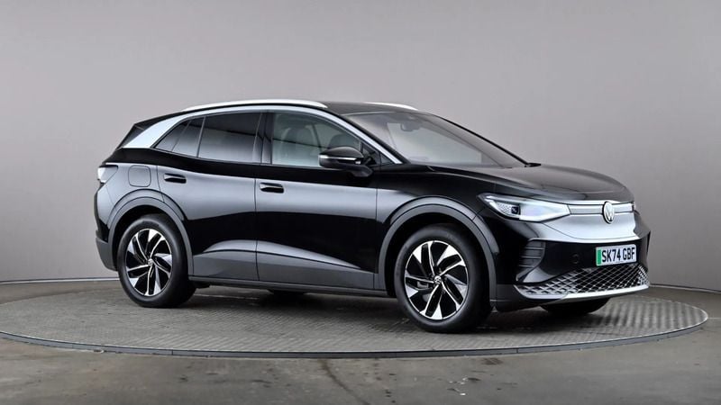 Black Used 2024 VW ID.4 Pro SUV | £27,498 (Fair price) - Image 1/4