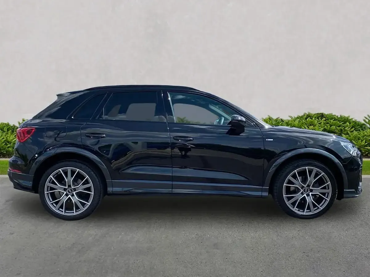 Used Audi Q3 Black Edition 150 HP (110 kW) 2025 Black SUV