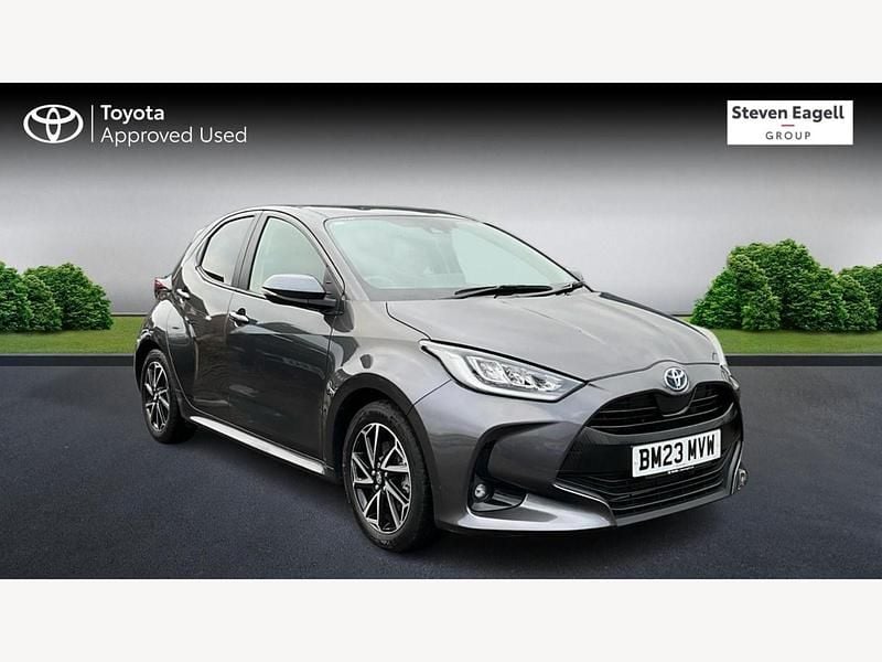 Used Toyota Yaris Hybrid Design 2023 Grey Hatchback
