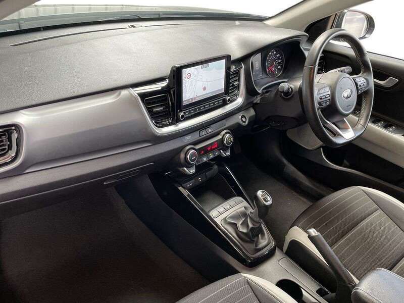 Image 2/4