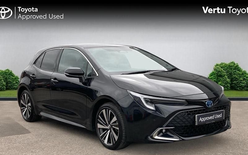 Usado Toyota Corolla Design 140 CV (102 kW) 2026 Utilitario