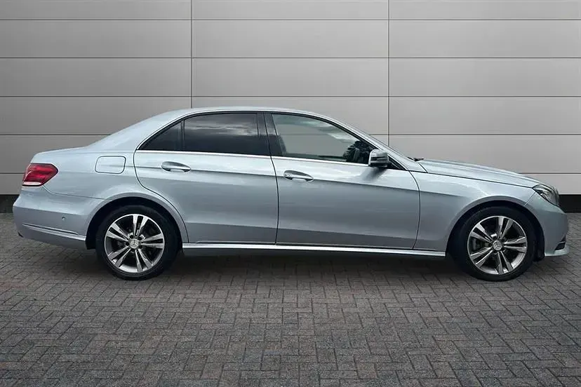 Used Mercedes E220 SE 170 HP (125 kW) 2013 Silver Sedan