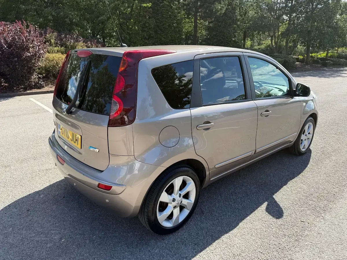Used Nissan Note Tekna 2010 Beige Hatchback