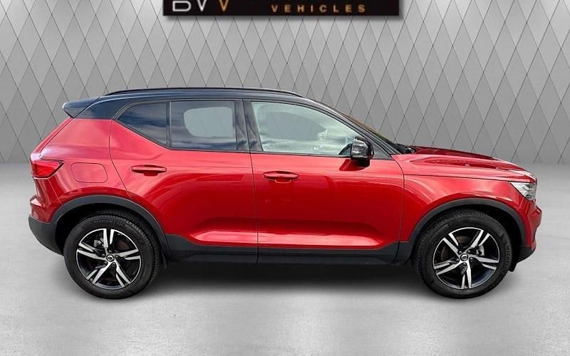 Used Volvo XC40 R-Design 163 HP (119 kW) 2021 SUV
