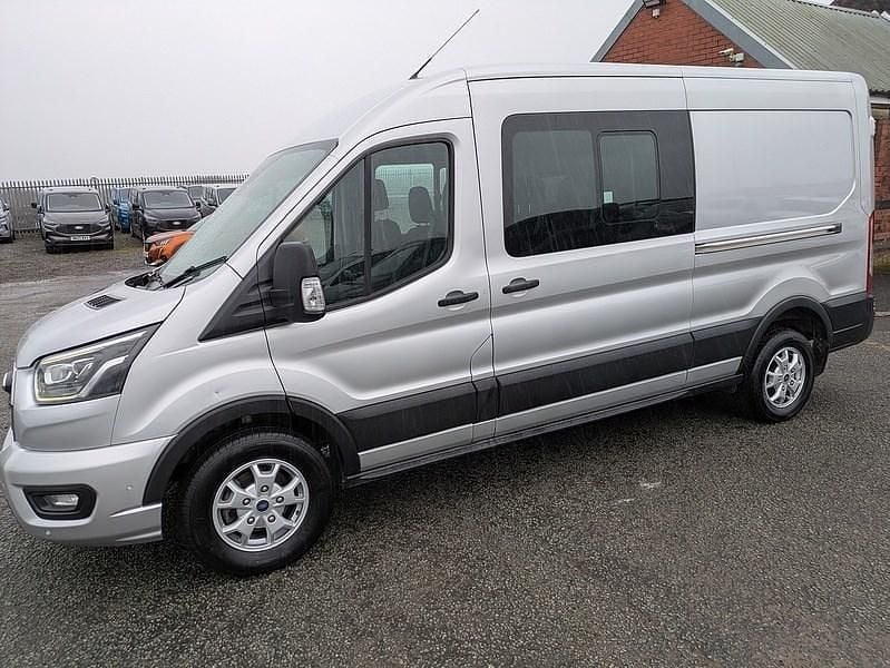 Second-hand Ford Transit Limited 185 CP (136 kW) 2019 Argintiu Van