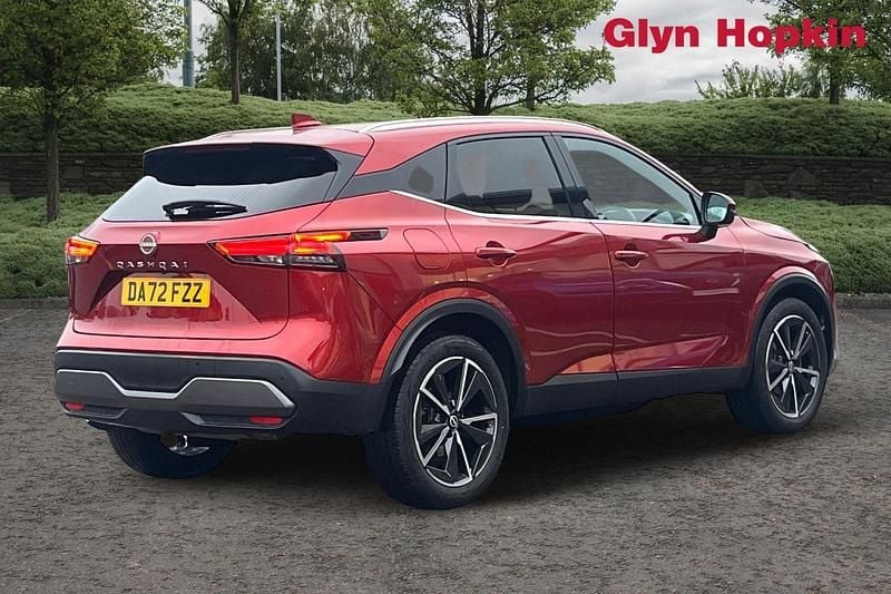Used Nissan Qashqai Tekna 2022 Red SUV